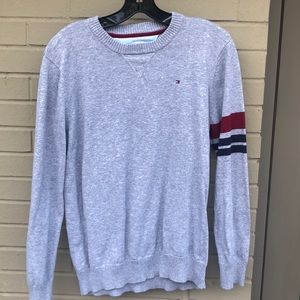 Boys sweater. Tommy Hilfigar size XL(20). Grey